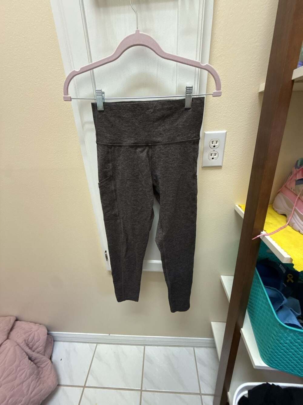 Aerie Offline The Hugger High Waisted Pocket Leggings